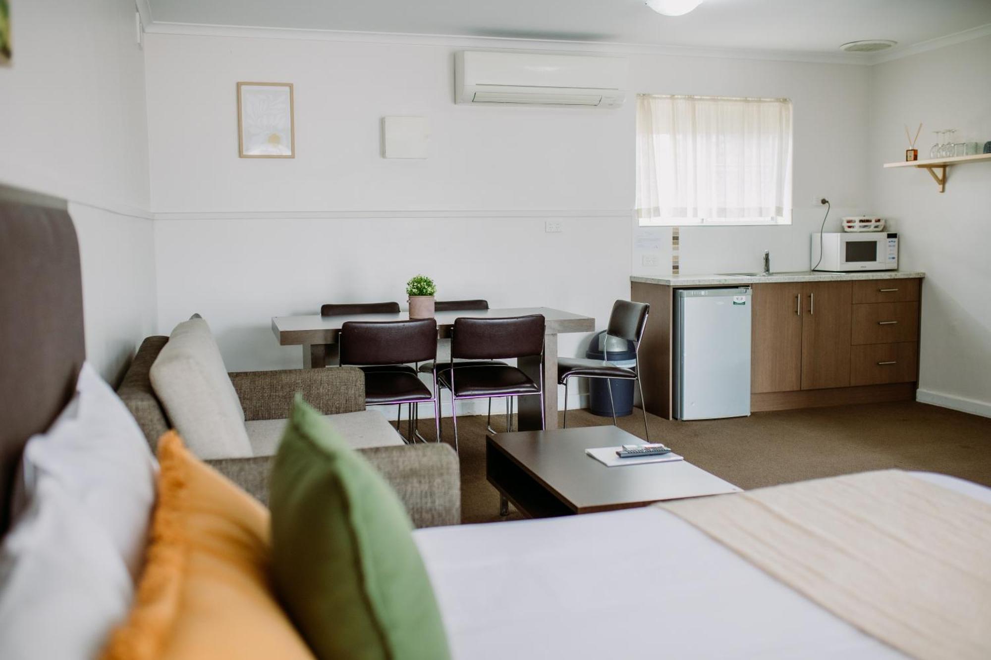 Panco Victor Harbor Motel ภายนอก รูปภาพ